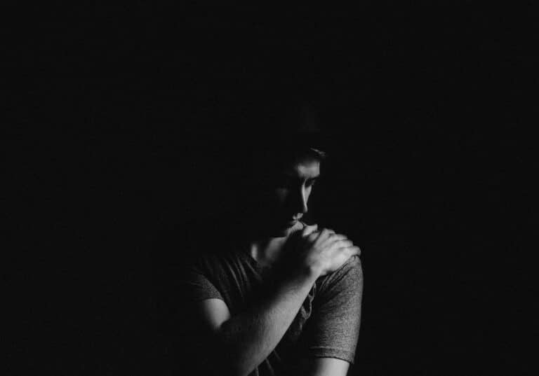 soulagement de la douleur dentaire avec les produits de soulagement de la douleur des gencives.