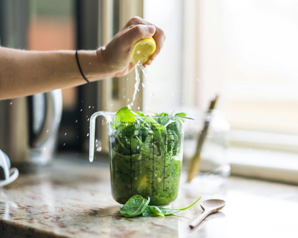 découvrez tout ce que vous devez savoir sur le régime alimentaire, les astuces pour perdre du poids et les conseils pour une alimentation équilibrée.