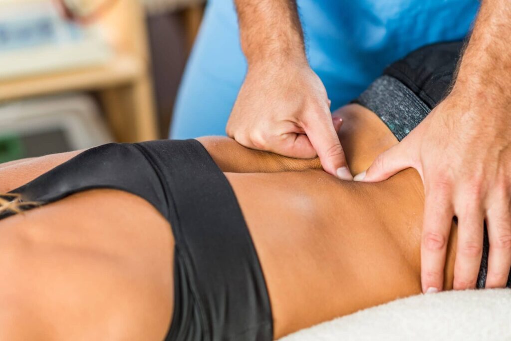 Douleur hanche droite et bas du dos : causes possibles et solutions efficaces