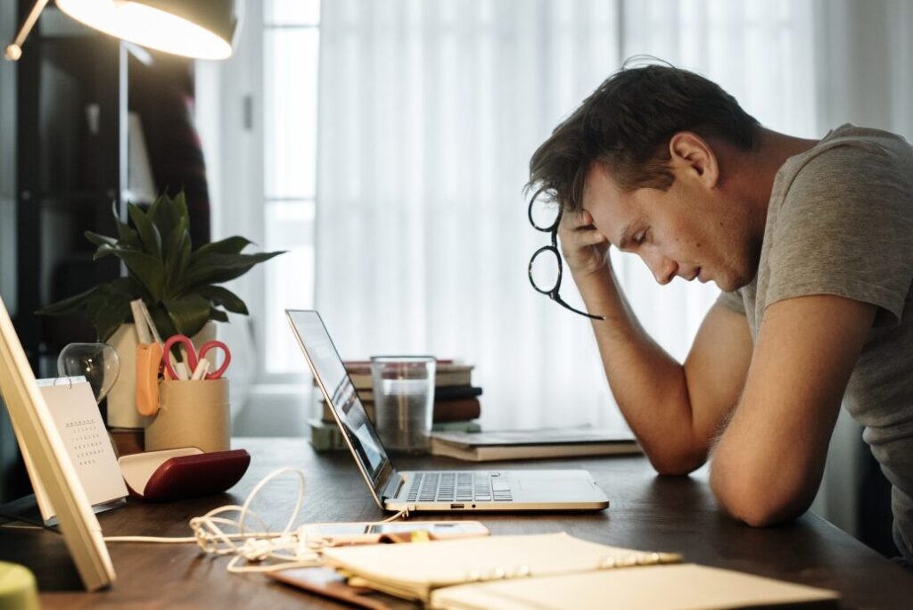 Comment prévenir les troubles liés aux gestes répétitifs au travail ?