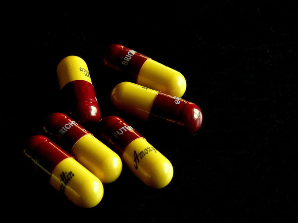 Polymyxine B : comment cette antibiotique sauve des vies en milieu hospitalier ?