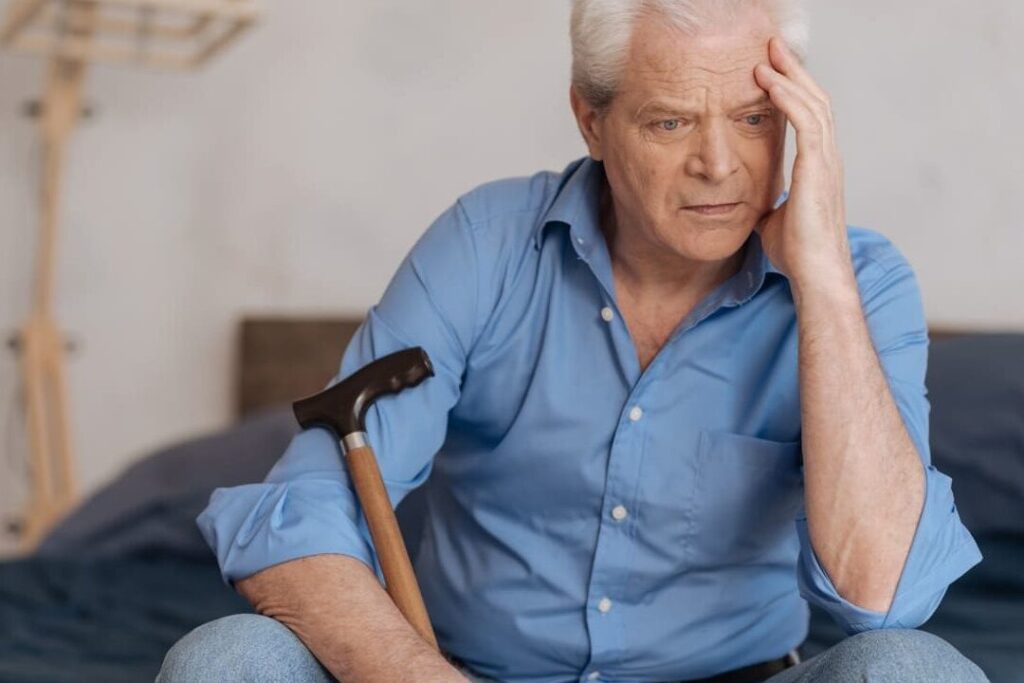 Confusion chez la personne âgée : quelles sont les causes possibles ?