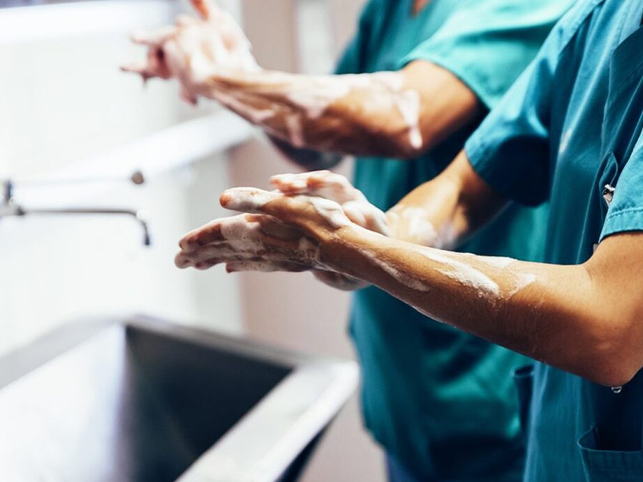 Pneumopathie nosocomiale : comment la prévenir et la gérer efficacement ?